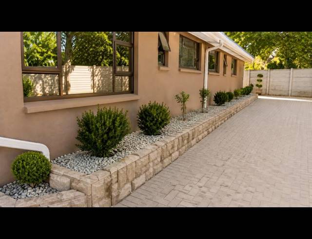 5 BEDROOM HOUSE FOR SALE IN SASOLBURG EXT 4
